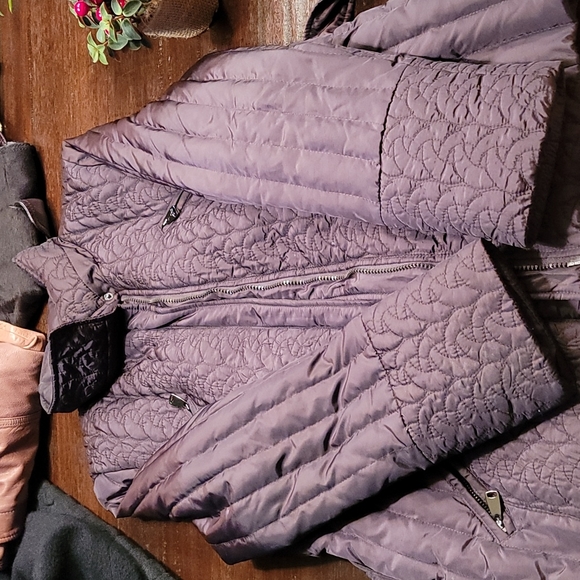 Lightweight Embroidered Quilted Belted Jacket - Picture 1 of 9